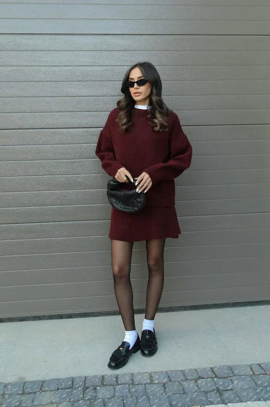 Elegant Women's Knitted Skirt Suit Set | O-Neck Pullover & High-Waist Short Skirt