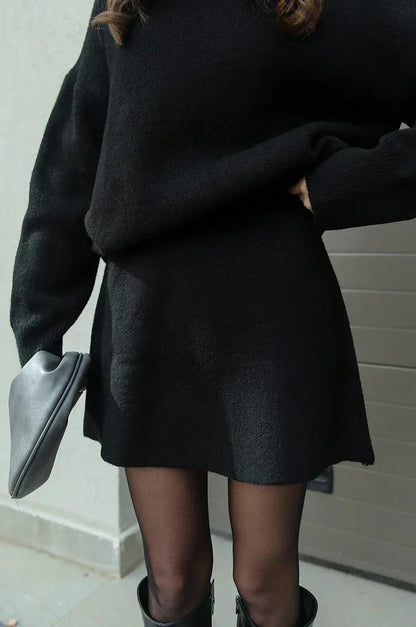 Elegant Women's Knitted Skirt Suit Set | O-Neck Pullover & High-Waist Short Skirt